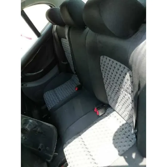 SEAT LEON (1M1) '2000 STELLA ROJO