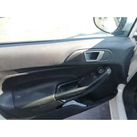 FORD FIESTA (CCN) '2013 * BLANCO