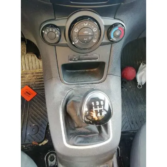 FORD FIESTA (CCN) '2013 * BLANCO