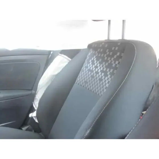 RENAULT MEGANE III BERLINA 5 P '2013 BOSE EDITION GRIS CENIZA