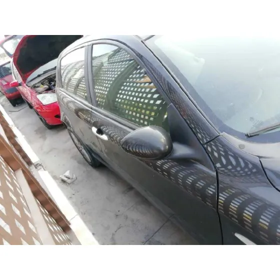 ALFA ROMEO 147 (190) '2005 1.9 JTD 120 DISTINCTIVE NEGRO