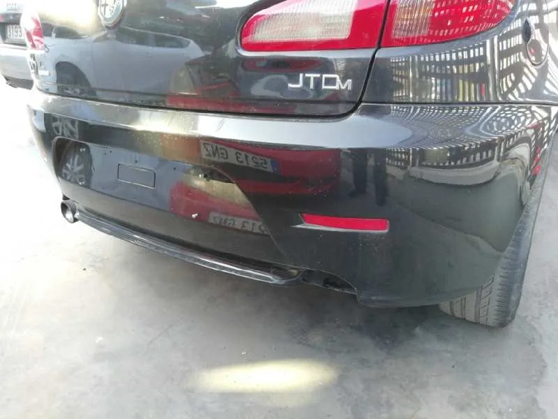 ALFA ROMEO 147 (190) '2005 1.9 JTD 120 DISTINCTIVE NEGRO