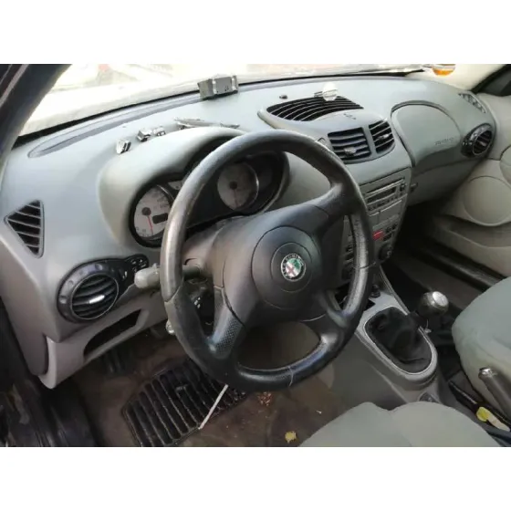 ALFA ROMEO 147 (190) '2005 1.9 JTD 120 DISTINCTIVE NEGRO