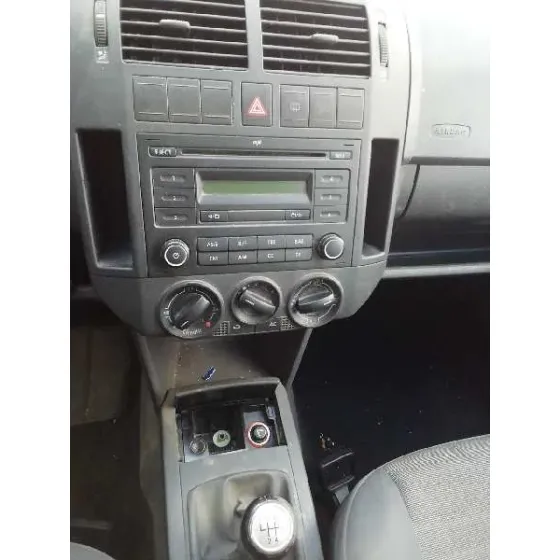 VOLKSWAGEN POLO (9N3) '2007 EDITION AZUL