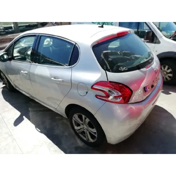 PEUGEOT 208 '2014 ALLURE GRIS