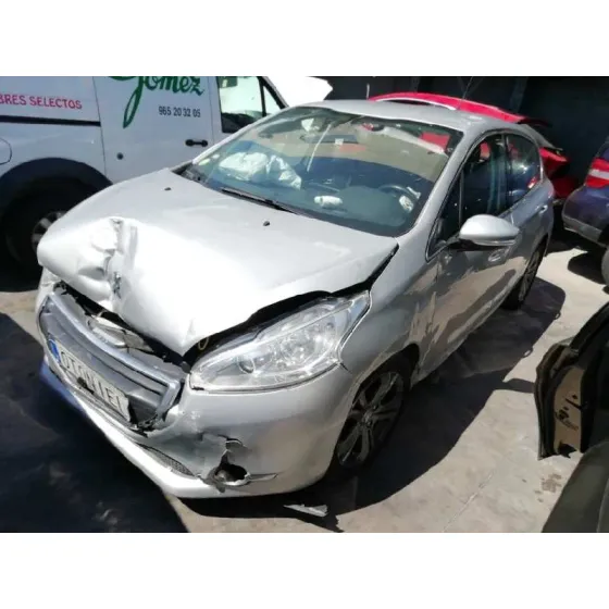 PEUGEOT 208 '2014 ALLURE GRIS