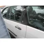 FORD FOCUS BERLINA (CAK) '2001 AMBIENTE BLANCO