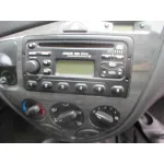 FORD FOCUS BERLINA (CAK) '2001 AMBIENTE BLANCO
