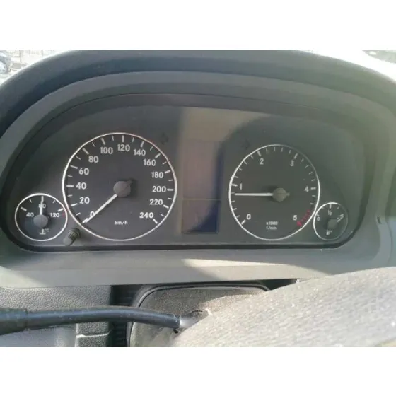 MERCEDES CLASE A (W169) '2007 2.0 CDI CAT NEGRO