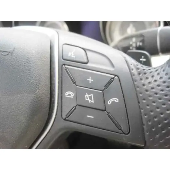MERCEDES CLASE CLA (W117) '2014 CLA 220 CDI (117.303) GRIS