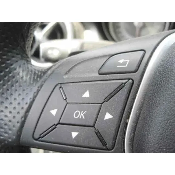 MERCEDES CLASE CLA (W117) '2014 CLA 220 CDI (117.303) GRIS