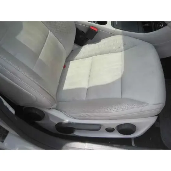 MERCEDES CLASE CLA (W117) '2014 CLA 220 CDI (117.303) GRIS