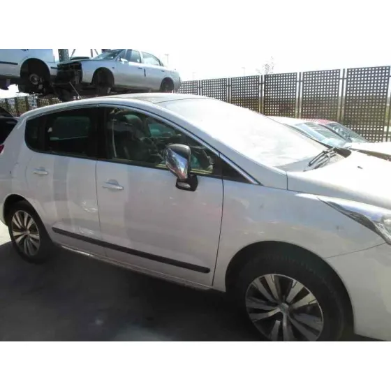 PEUGEOT 3008 '2015 STYLE BLANCO