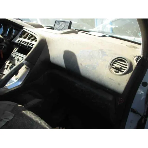 PEUGEOT 3008 '2015 STYLE BLANCO