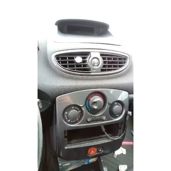 RENAULT CLIO III '2007 AUTHENTIQUE AZUL