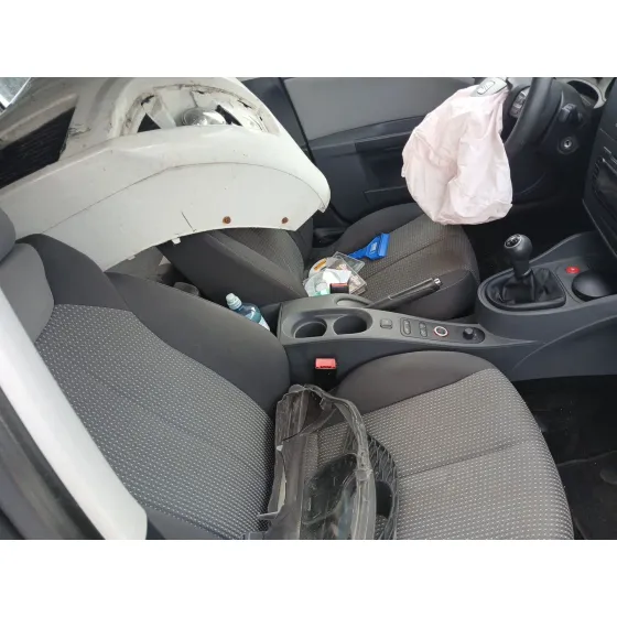 Seat LEON (1P1) 2005