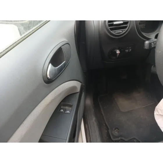 Seat LEON (1P1) 2005