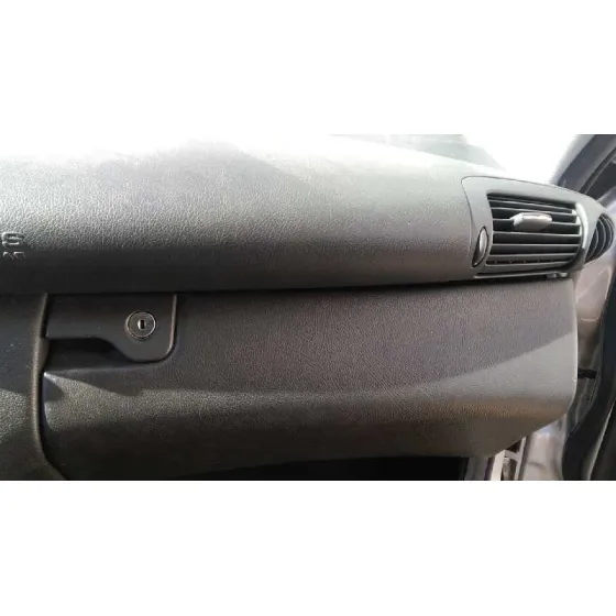 MERCEDES CLASE C (W203) FAMILIAR '2002 2.2 CDI CAT GRIS