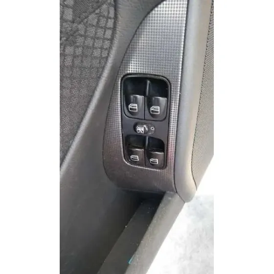 MERCEDES CLASE C (W203) FAMILIAR '2002 2.2 CDI CAT GRIS