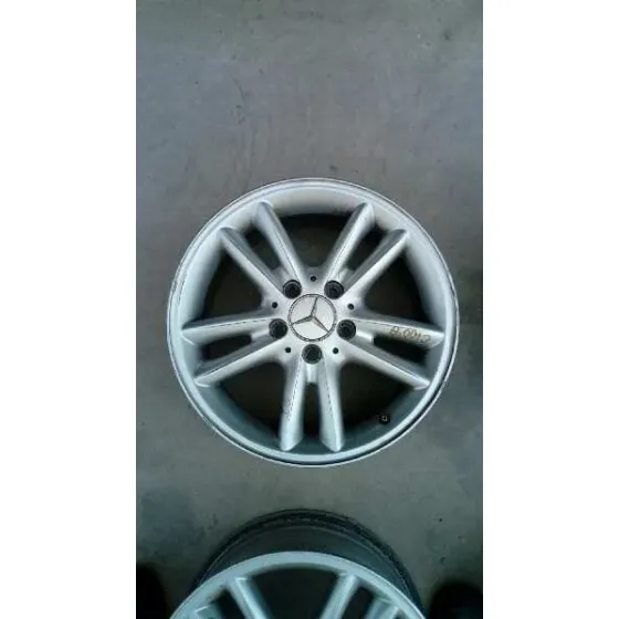 MERCEDES CLASE C (W203) FAMILIAR '2002 2.2 CDI CAT GRIS