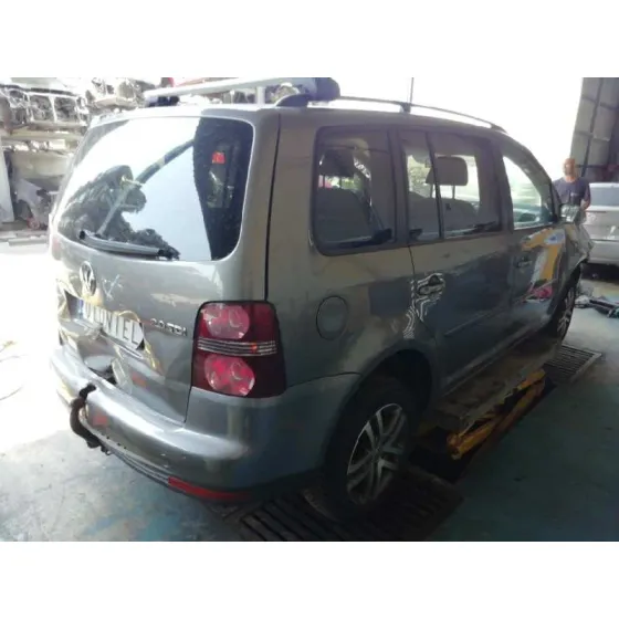 VOLKSWAGEN TOURAN (1T2) '2008 * GRIS