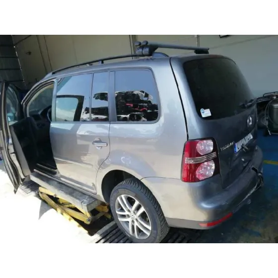 VOLKSWAGEN TOURAN (1T2) '2008 * GRIS