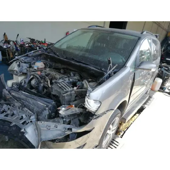 VOLKSWAGEN TOURAN (1T2) '2008 * GRIS