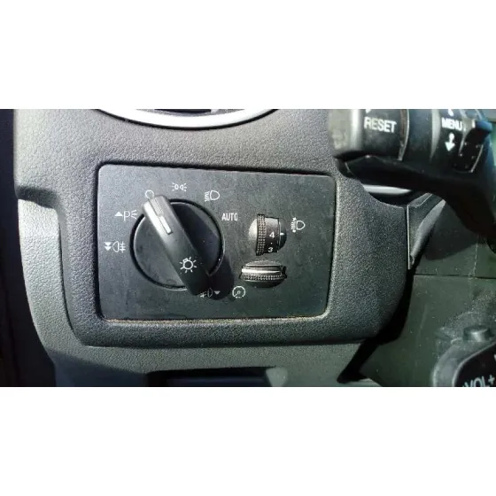 FORD FOCUS TURNIER (CB4) '2009 TREND GRIS PLATA