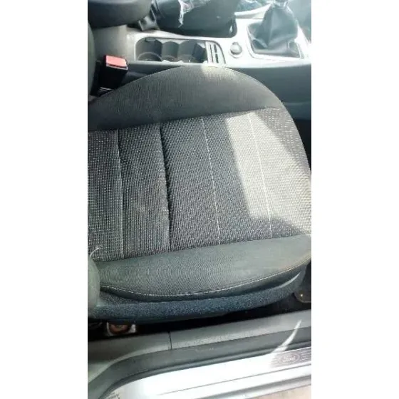 FORD FOCUS TURNIER (CB4) '2009 TREND GRIS PLATA