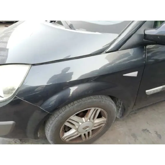RENAULT SCENIC II '2004 CONFORT AUTHENTIQUE NEGRO