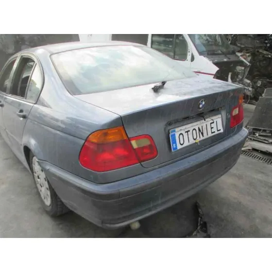 BMW SERIE 3 BERLINA (E46) '1998 320D AZUL