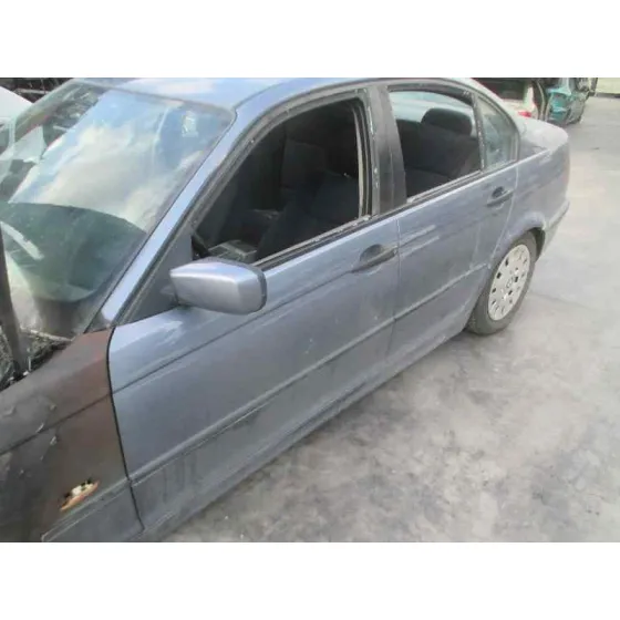 BMW SERIE 3 BERLINA (E46) '1998 320D AZUL