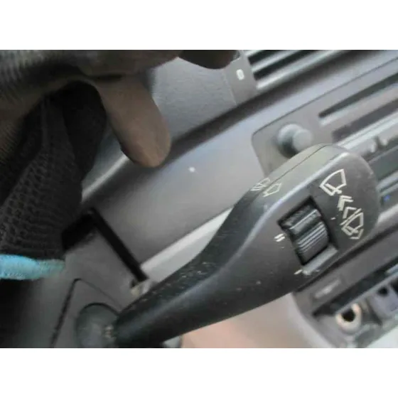BMW SERIE 3 BERLINA (E46) '1998 320D AZUL