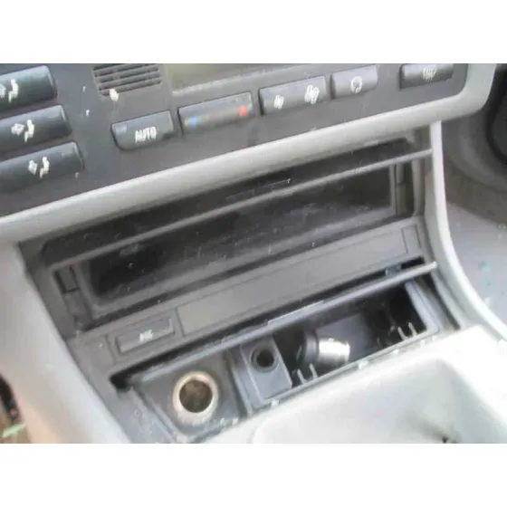 BMW SERIE 3 BERLINA (E46) '1998 320D AZUL