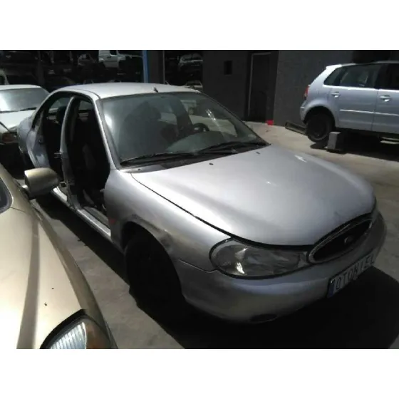 FORD MONDEO BERLINA (GD) '1998 AMBIENTE PLATA