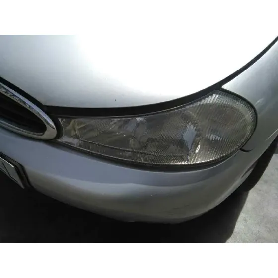 FORD MONDEO BERLINA (GD) '1998 AMBIENTE PLATA