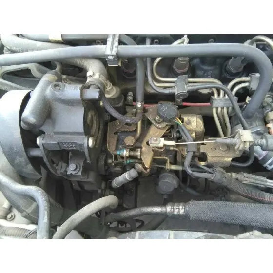 FORD MONDEO BERLINA (GD) '1998 AMBIENTE PLATA