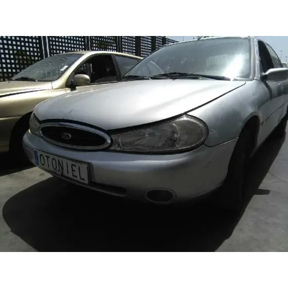 FORD MONDEO BERLINA (GD) '1998 AMBIENTE PLATA