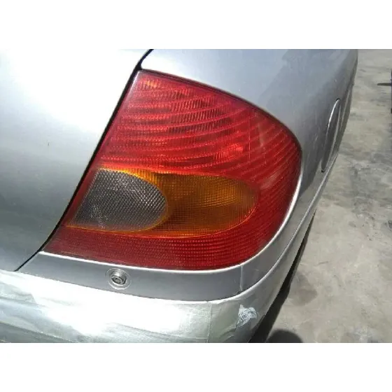 FORD MONDEO BERLINA (GD) '1998 AMBIENTE PLATA