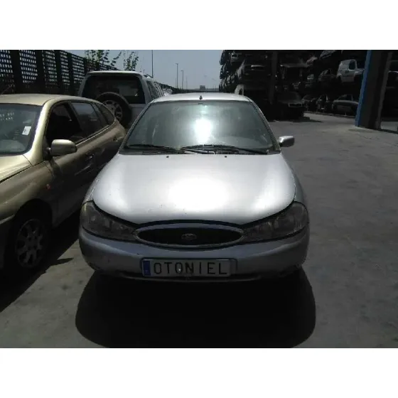 FORD MONDEO BERLINA (GD) '1998 AMBIENTE PLATA