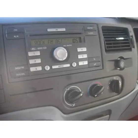 FORD TRANSIT CAJA CERRADA '06 '2011 FT 260 K (CORTO) LKW (CAMION) BLANCO