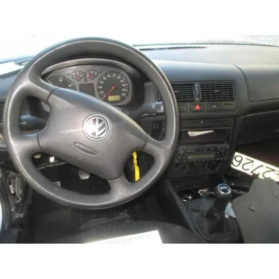 VOLKSWAGEN GOLF IV BERLINA (1J1) '2000 CONCEPTLINE PLATA