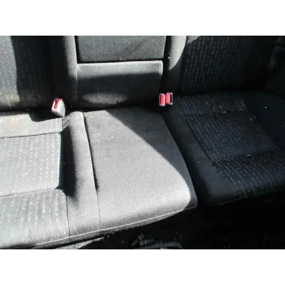 VOLKSWAGEN GOLF IV BERLINA (1J1) '2000 CONCEPTLINE PLATA