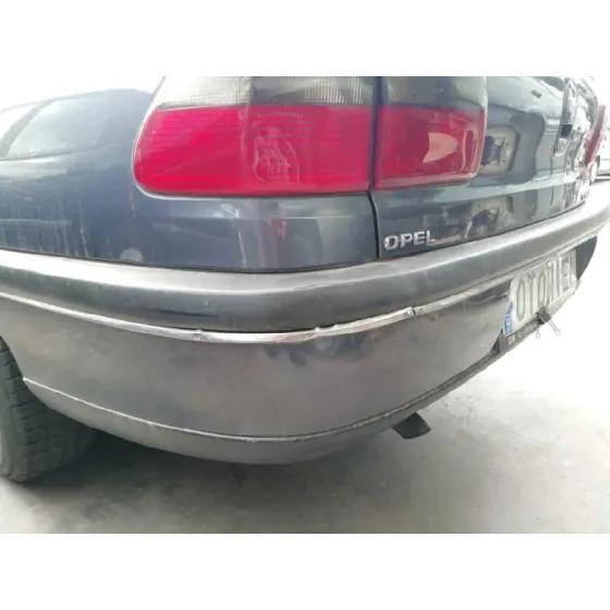 OPEL OMEGA B '1996 BASICO BERLINA VERDE