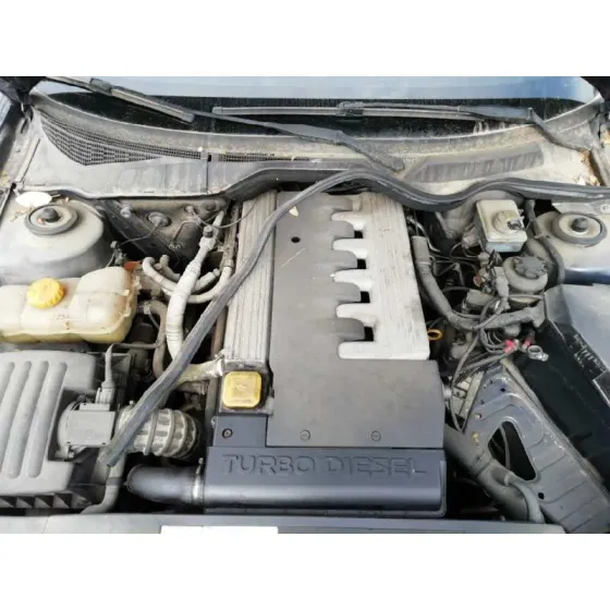 OPEL OMEGA B '1996 BASICO BERLINA VERDE