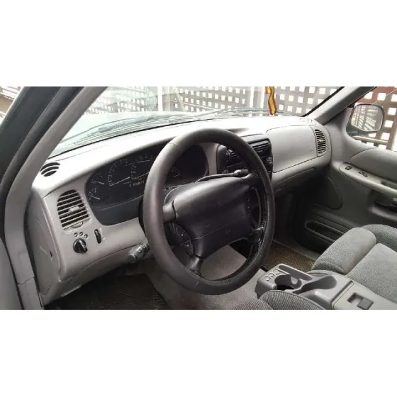 FORD EXPLORER '1995 4.0 XLT NEGRO
