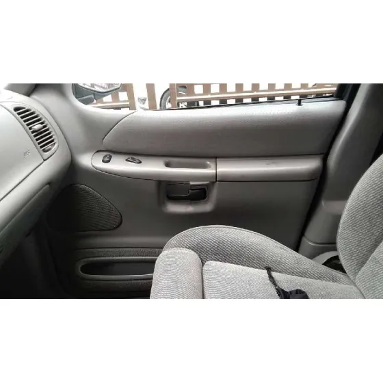 FORD EXPLORER '1995 4.0 XLT NEGRO