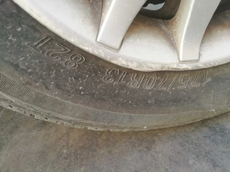 SUZUKI BALENO BERLINA SY (EG) SUZUKI BALENO BERLINA SY (EG) '1998 1.6 (4-PTAS.) GRANATE 1995