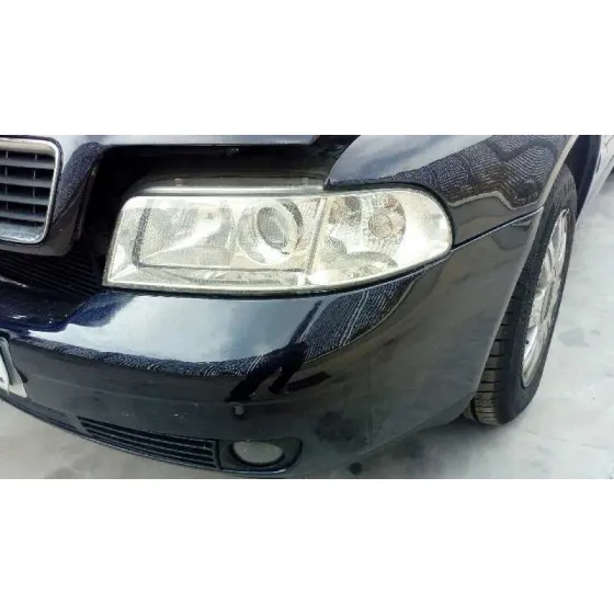 AUDI A4 BERLINA (B5) '2000 2.5 TDI AZUL
