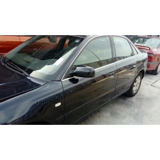 AUDI A4 BERLINA (B5) '2000 2.5 TDI AZUL